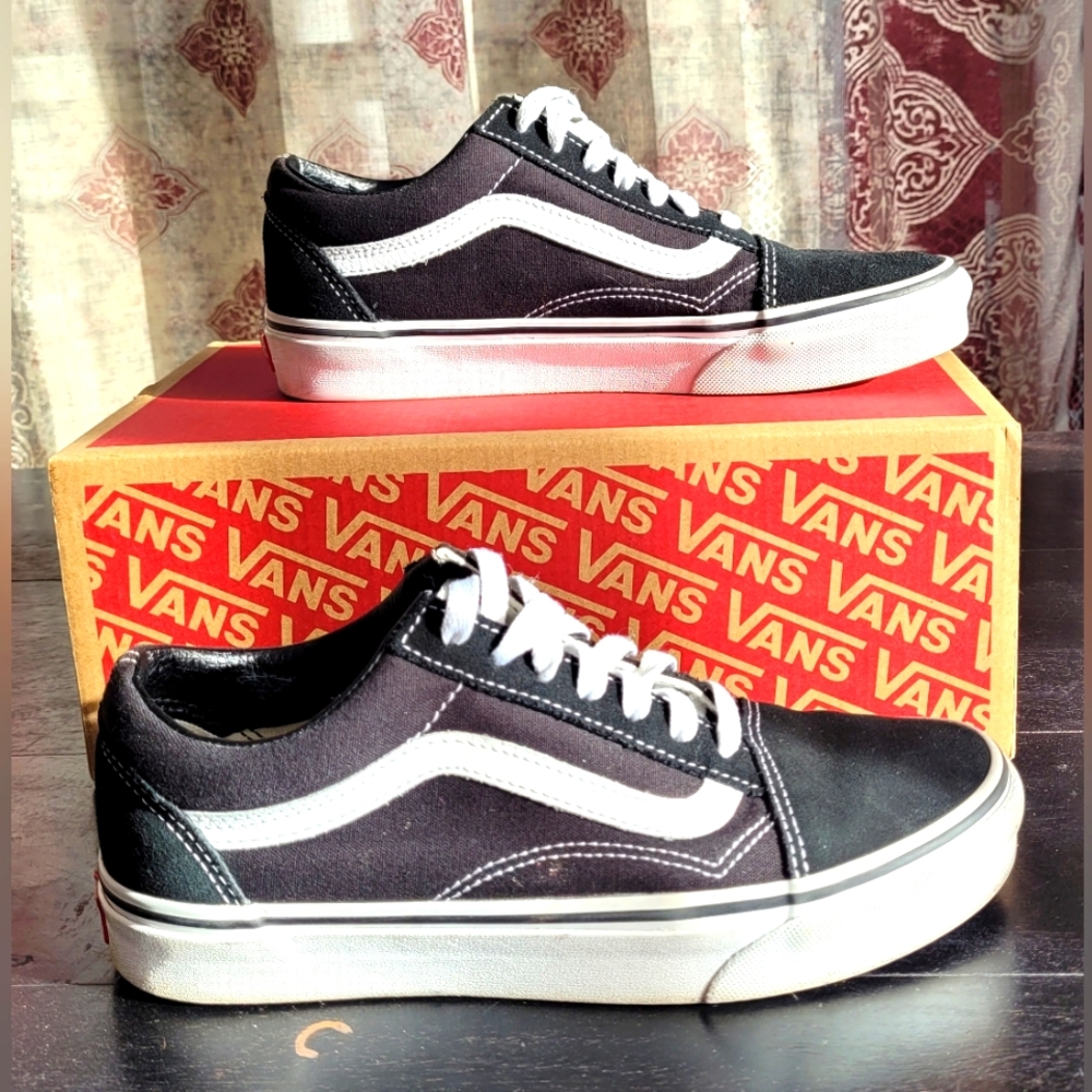 VANS Old Skool Black White Canvas Suede unisex, Women 7.5 (Men 6) Shoes Sneakers